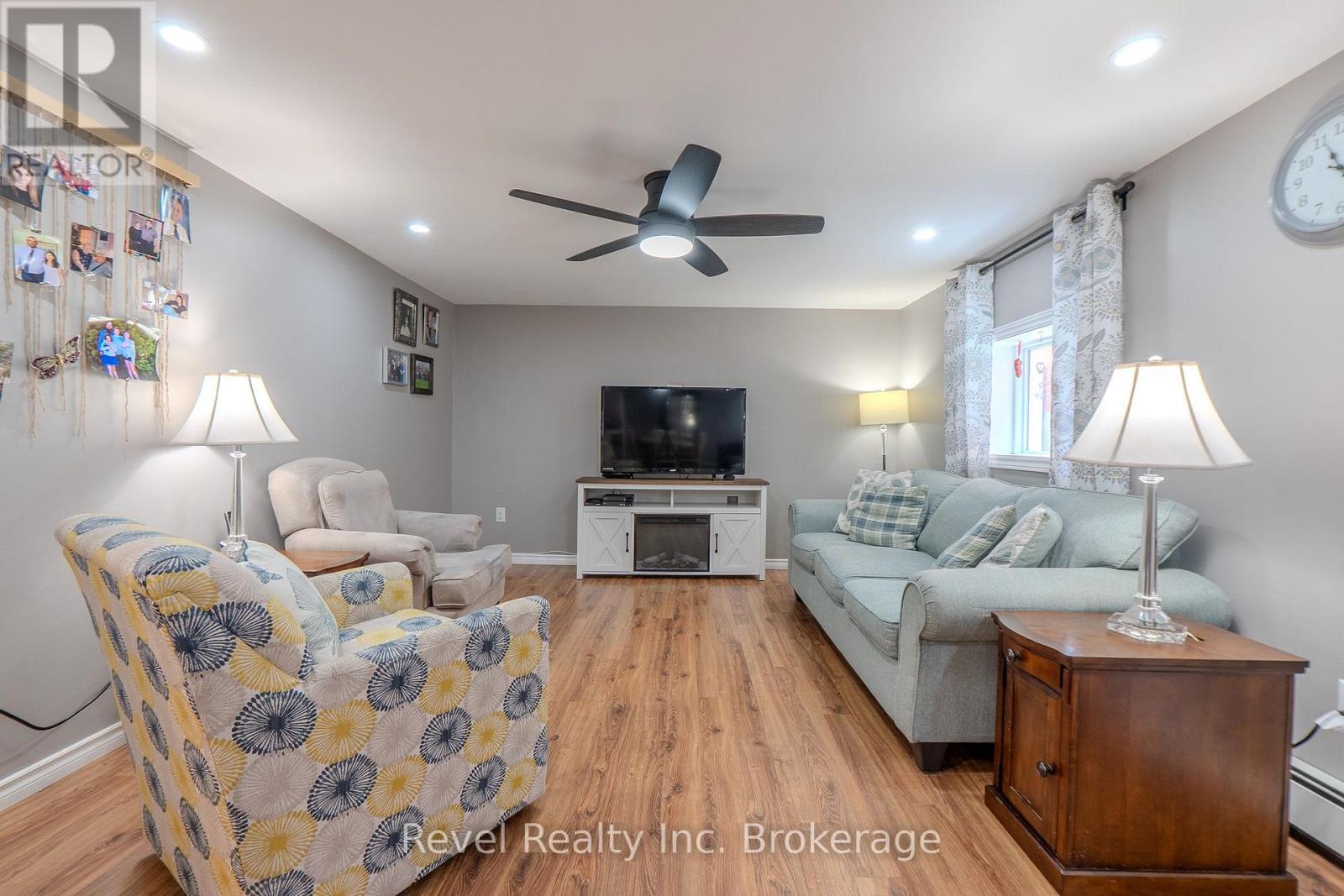 257 LEE AVENUE - Image 23