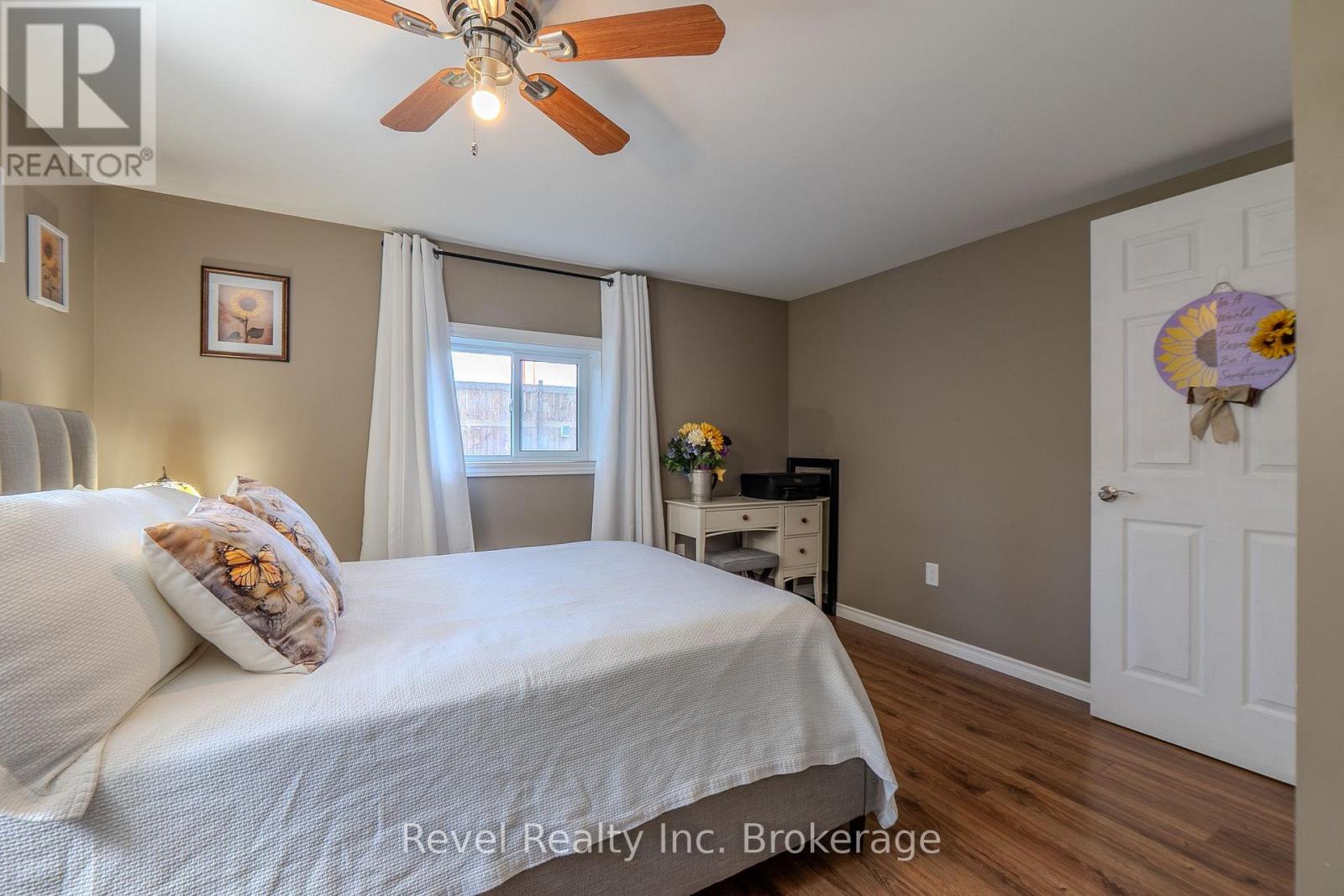 257 LEE AVENUE - Image 32