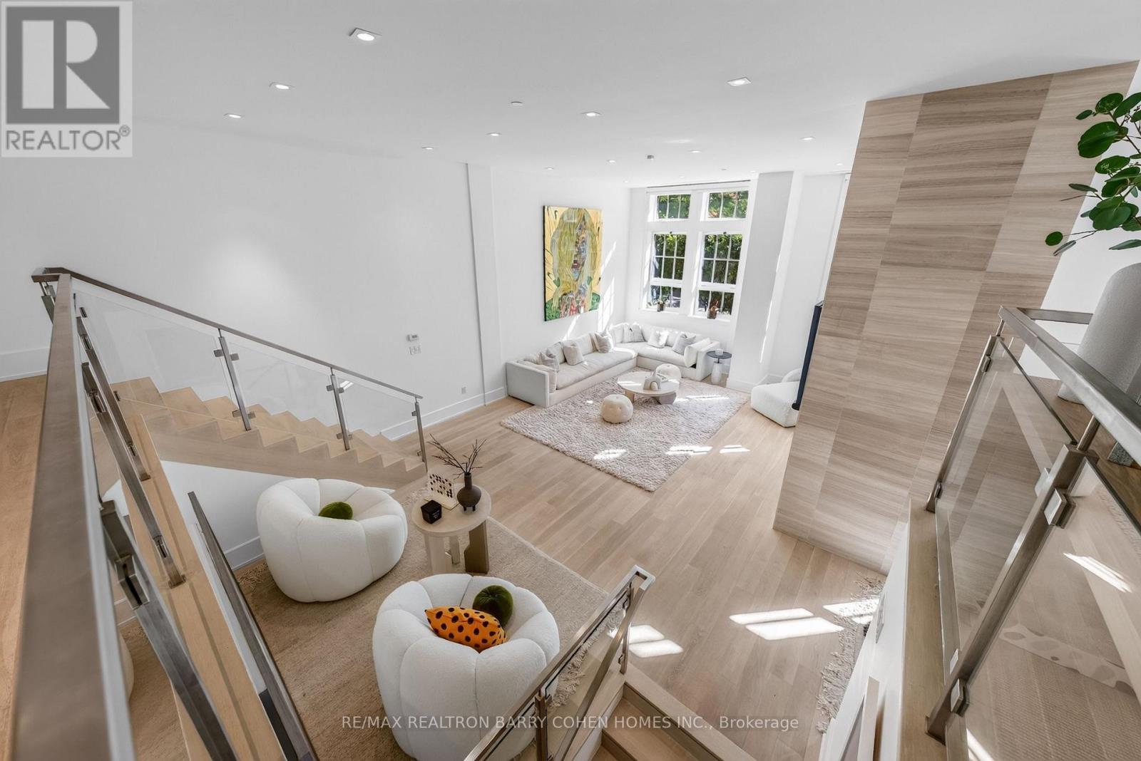 #2A 36 HAZELTON AVENUE - Image 17