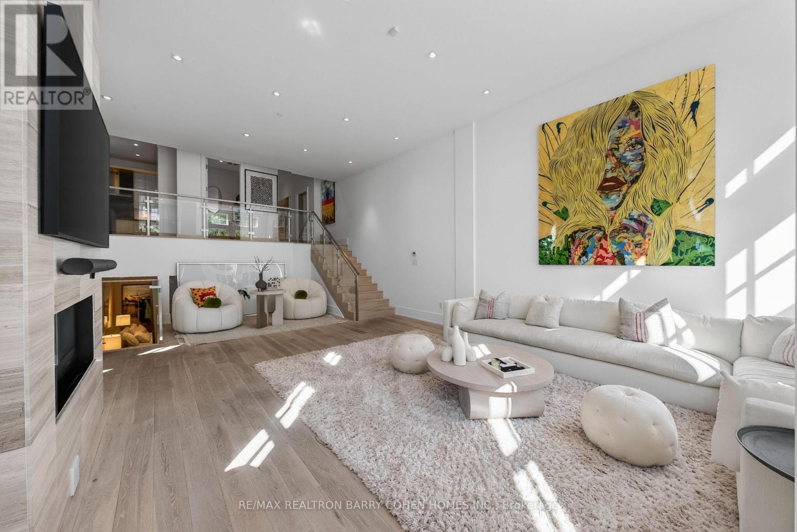 #2A 36 HAZELTON AVENUE - 5