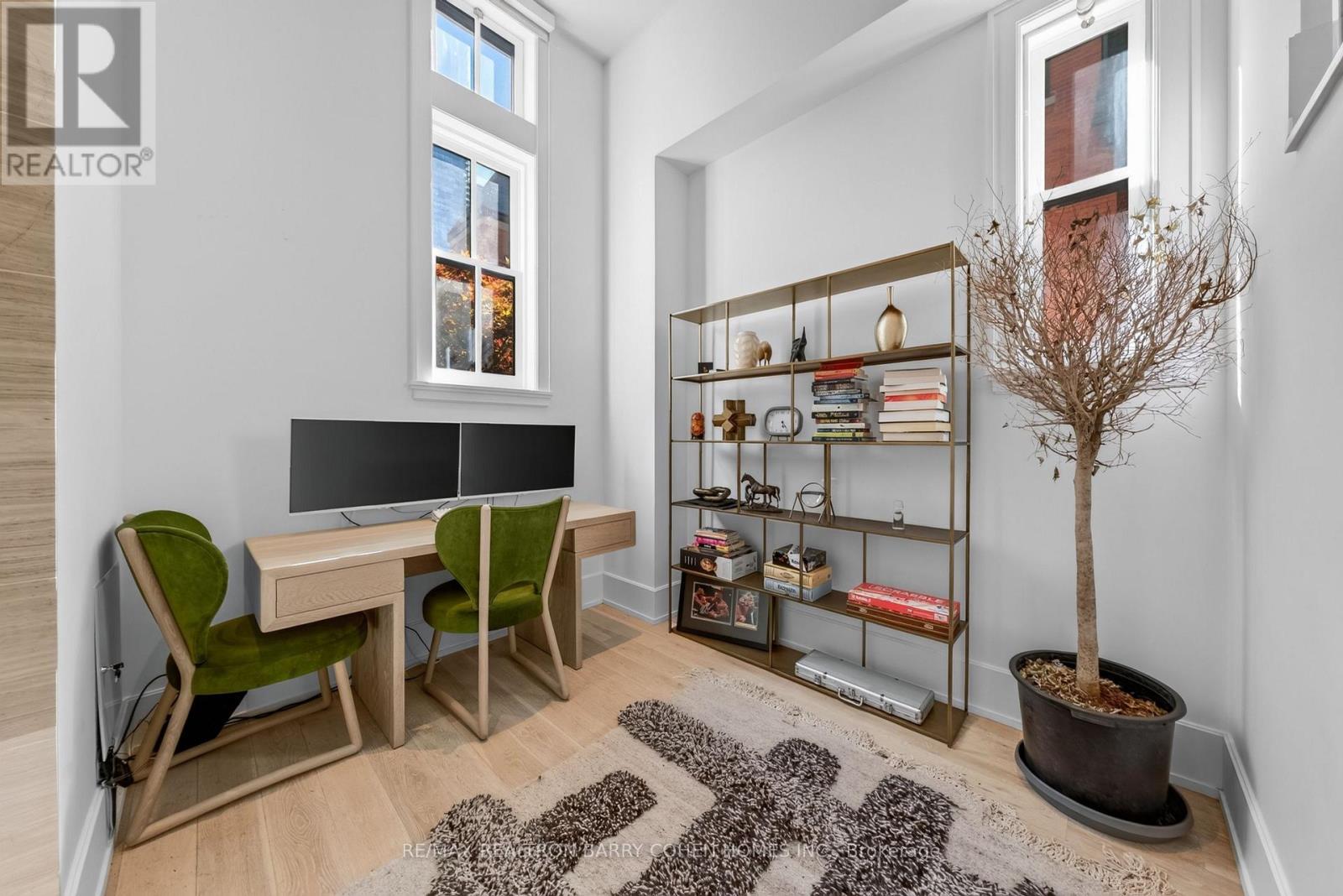 #2A 36 HAZELTON AVENUE - 9