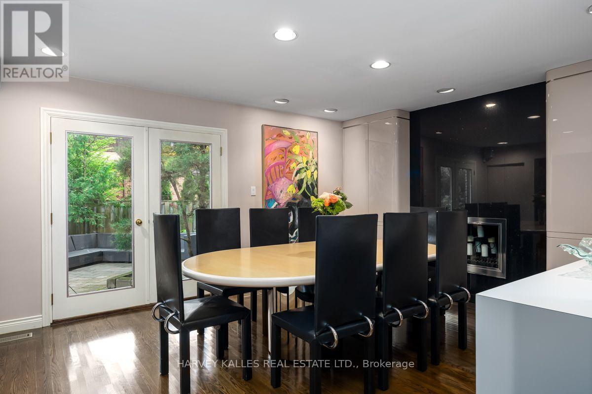 22 BAMBOO GROVE - Image 10