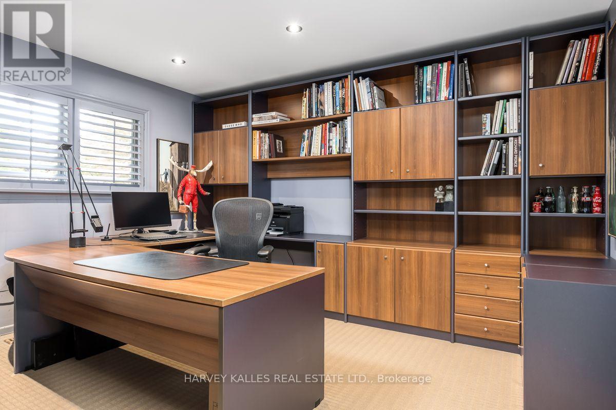 22 BAMBOO GROVE - Image 17