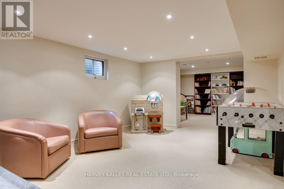 22 BAMBOO GROVE - Image 19