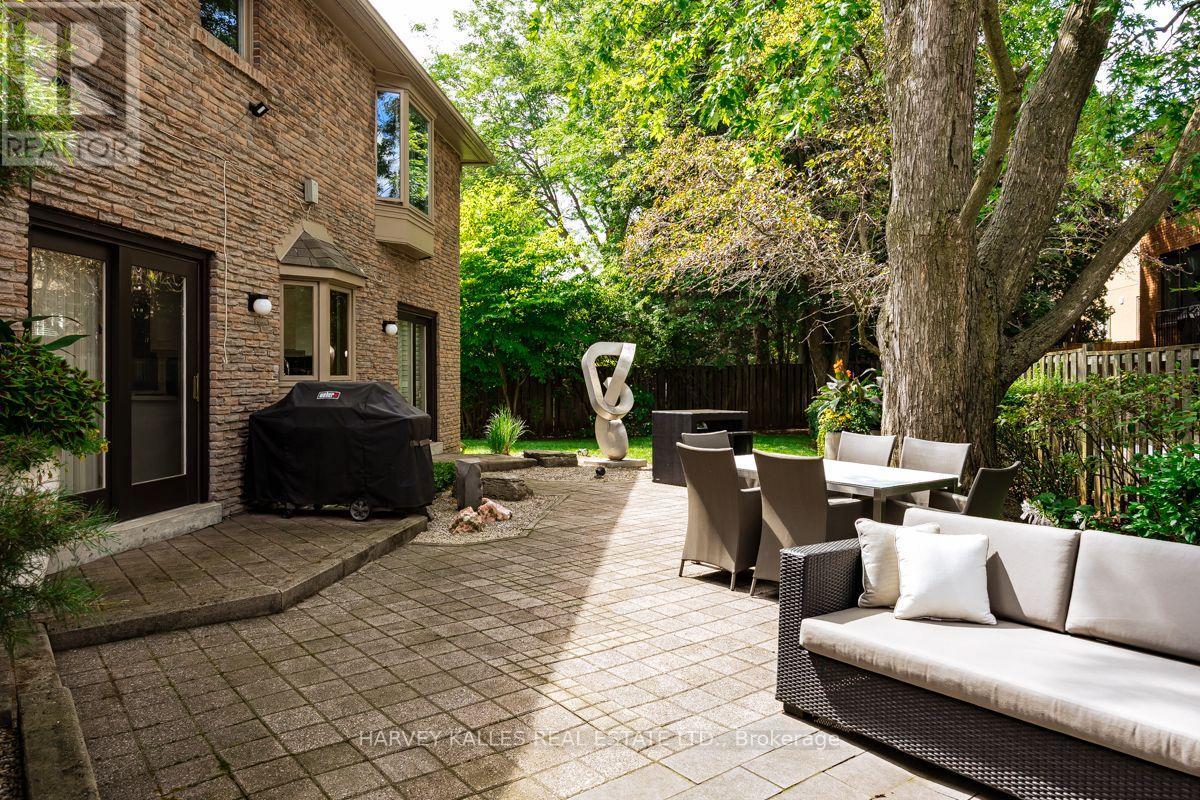 22 BAMBOO GROVE - 21