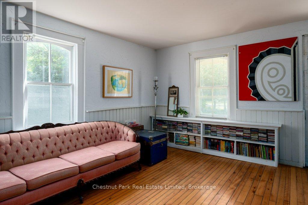 324 DECLAIR ROAD - 9