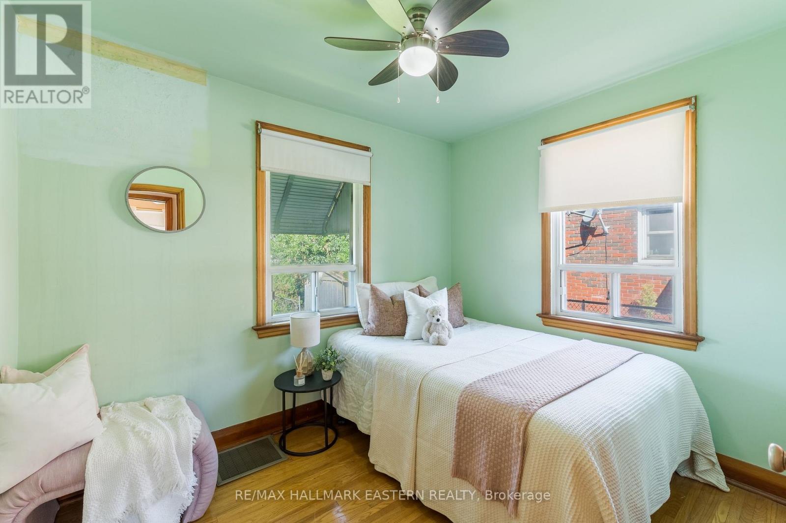 51 EPHGRAVE BOULEVARD - Image 16