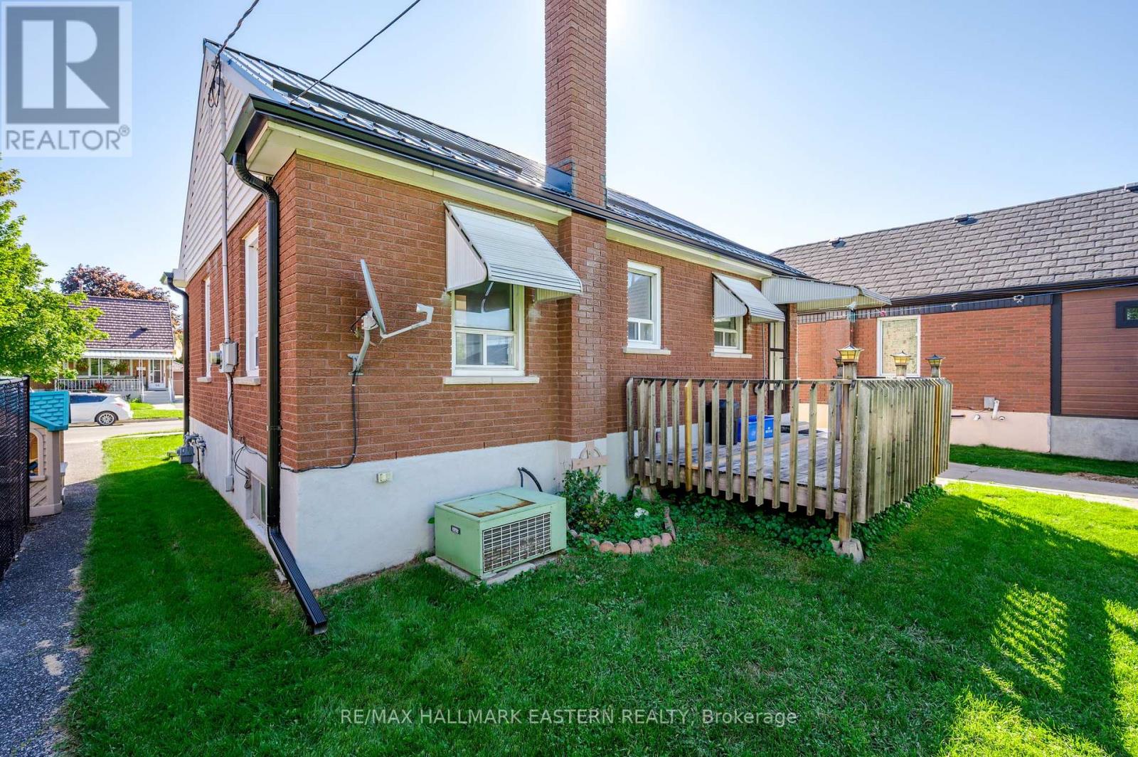 51 EPHGRAVE BOULEVARD - 30