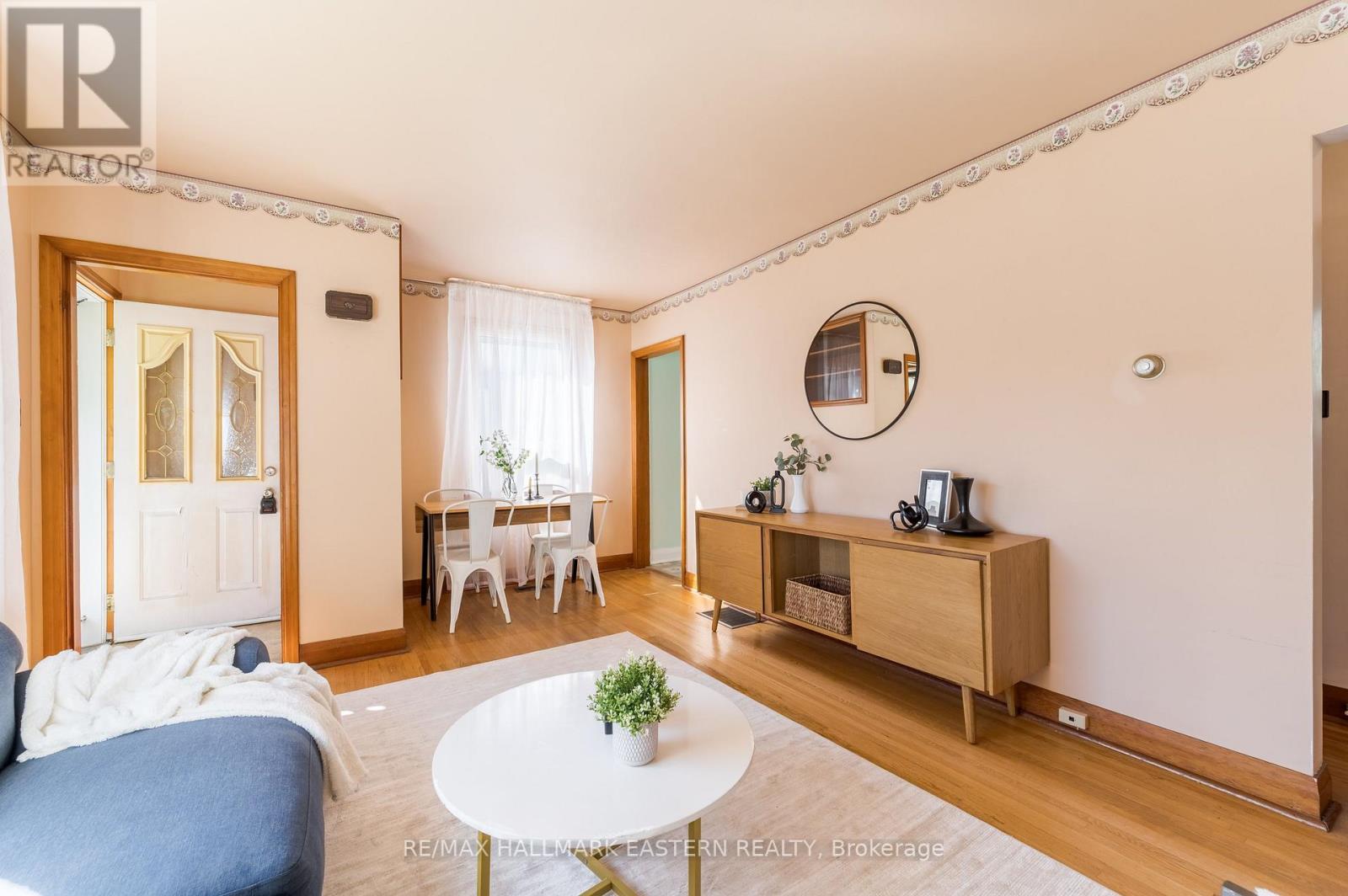 51 EPHGRAVE BOULEVARD - 4