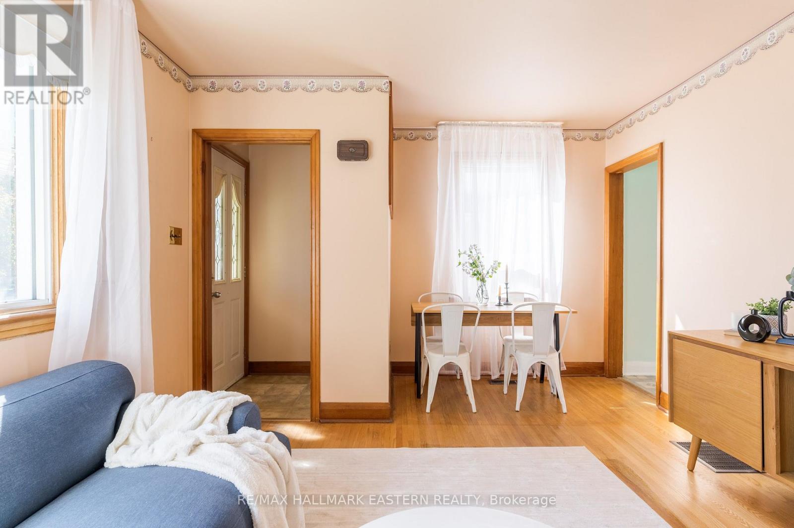 51 EPHGRAVE BOULEVARD - 8