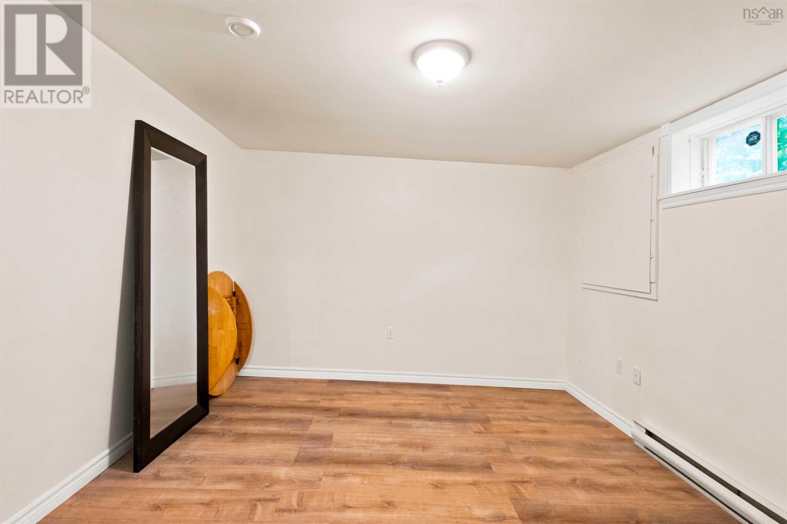Property 28 of 44 of 20 Dalhousie Avenue