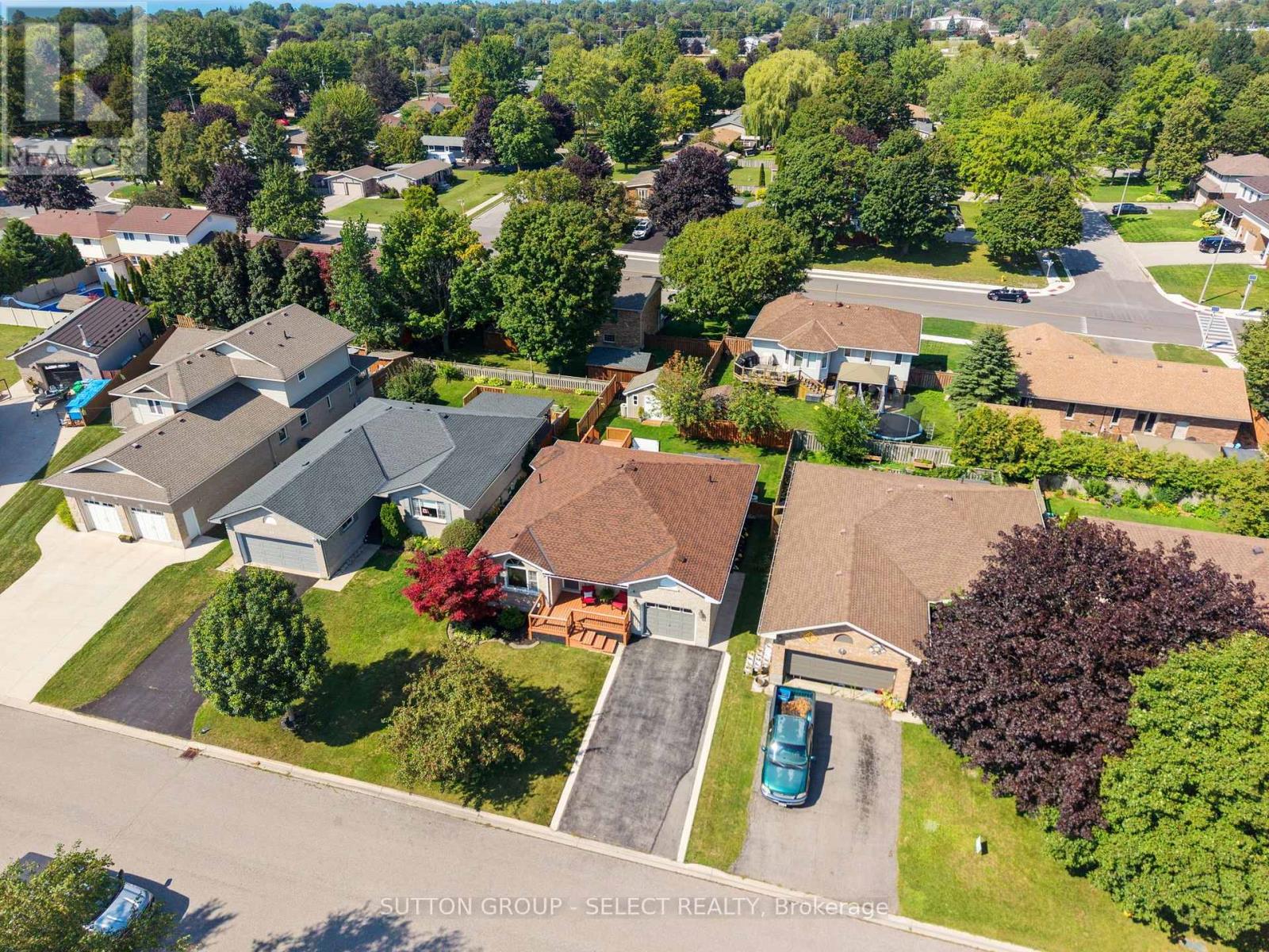 54 BALVINA DRIVE W - Image 47