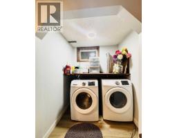 1672 Marlyn Way Ne, Calgary, AB T2A3K7 Photo 16