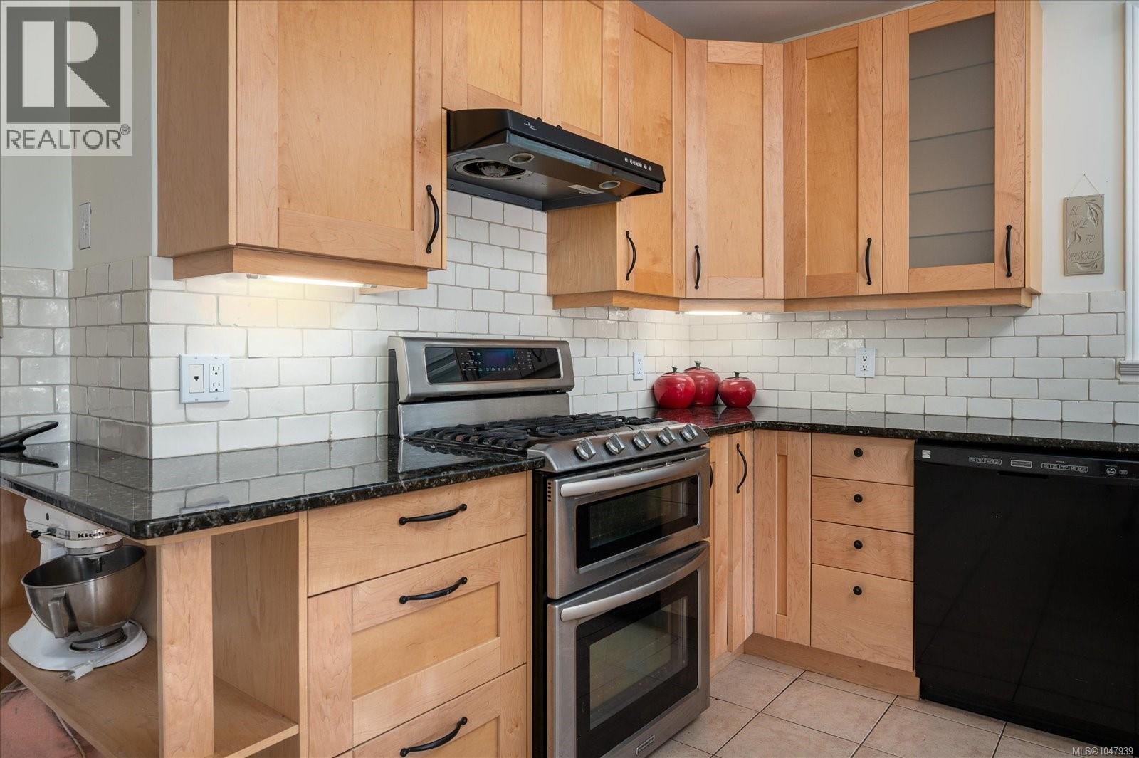 66 Kennedy St - Image 12