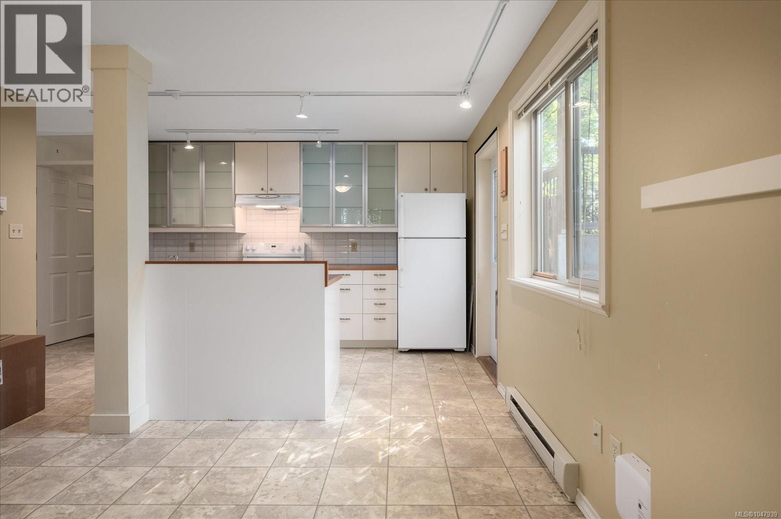 66 Kennedy St - Image 35
