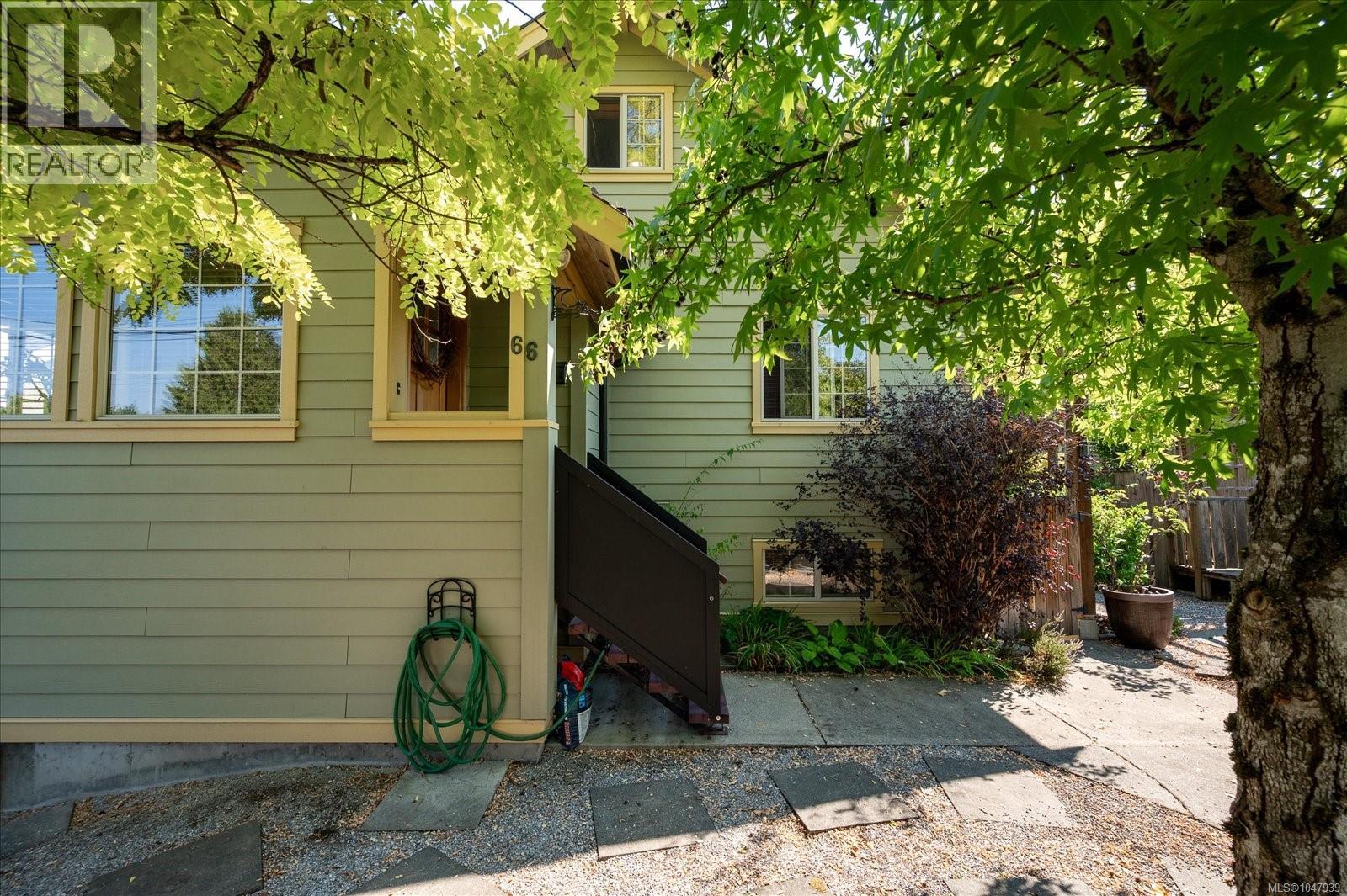 66 Kennedy St - 56