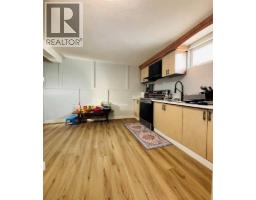 Dining room - 1672 Marlyn Way Ne, Calgary, AB T2A3K7 Photo 13