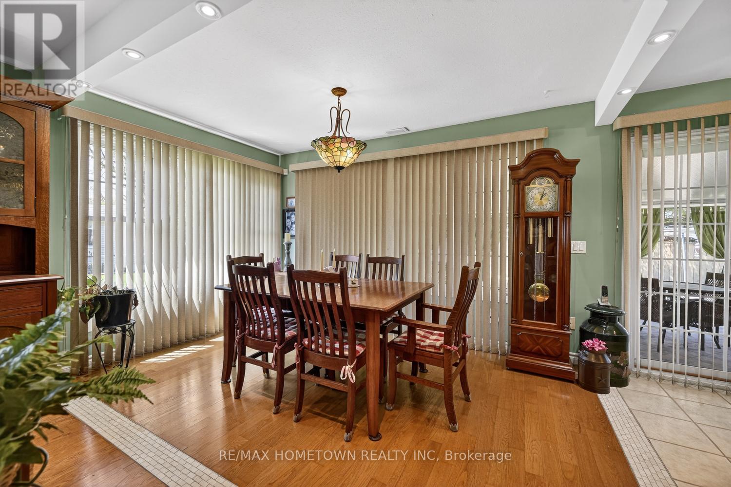 24 REGENCY PLACE - Image 21