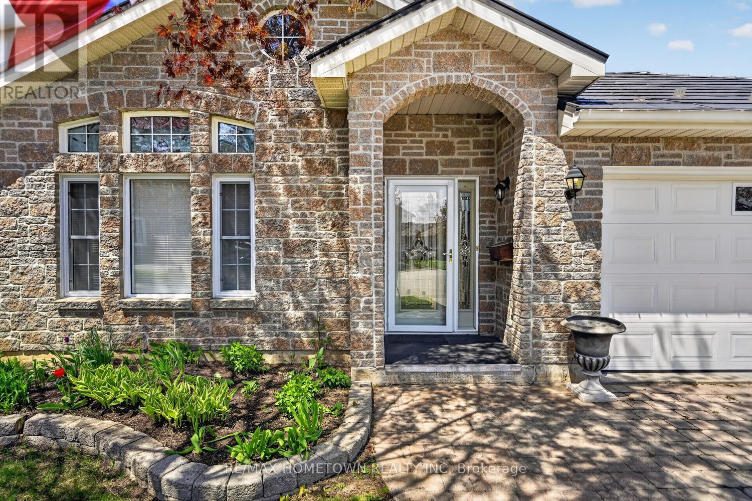 24 REGENCY PLACE - Image 5