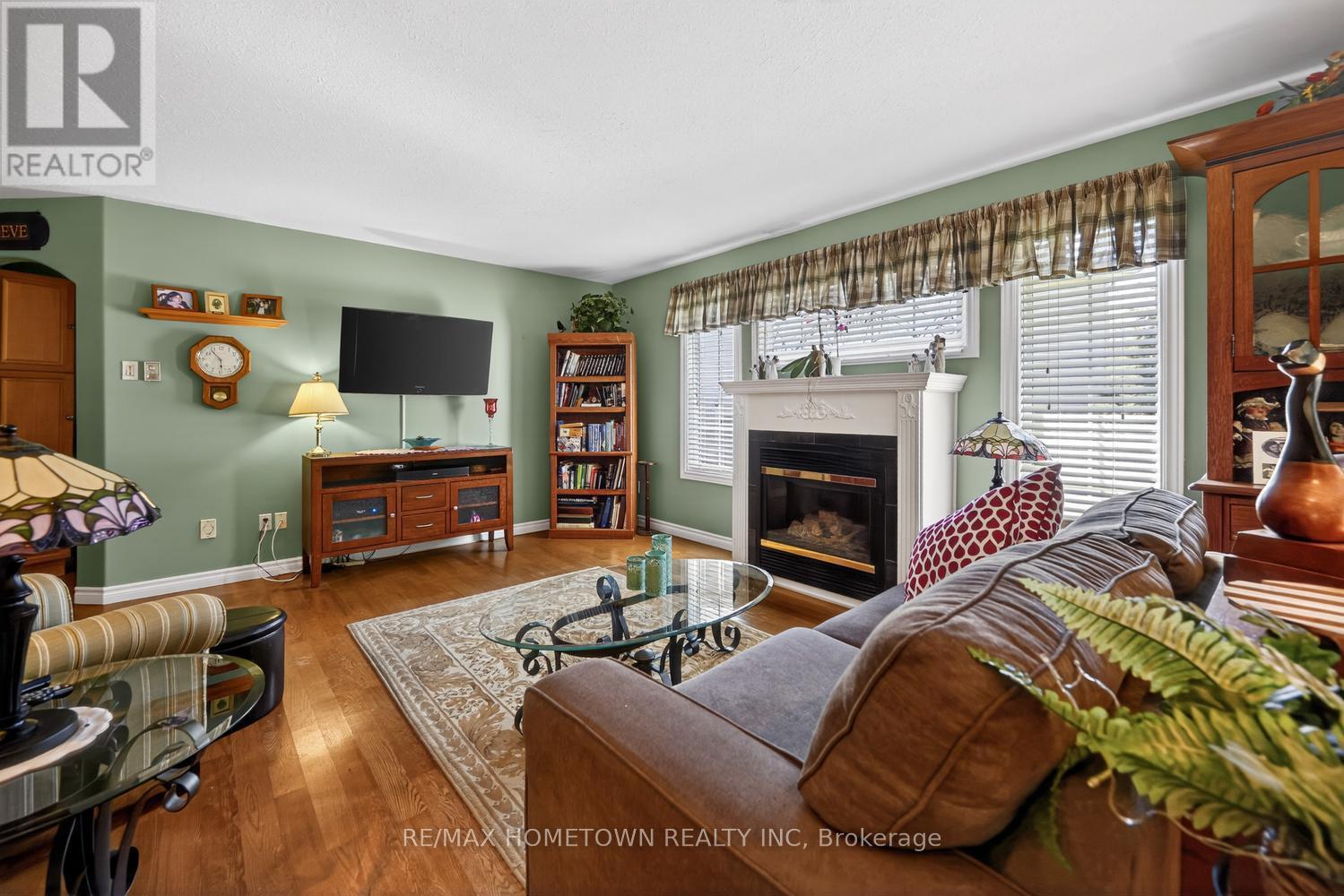 24 REGENCY PLACE - Image 9
