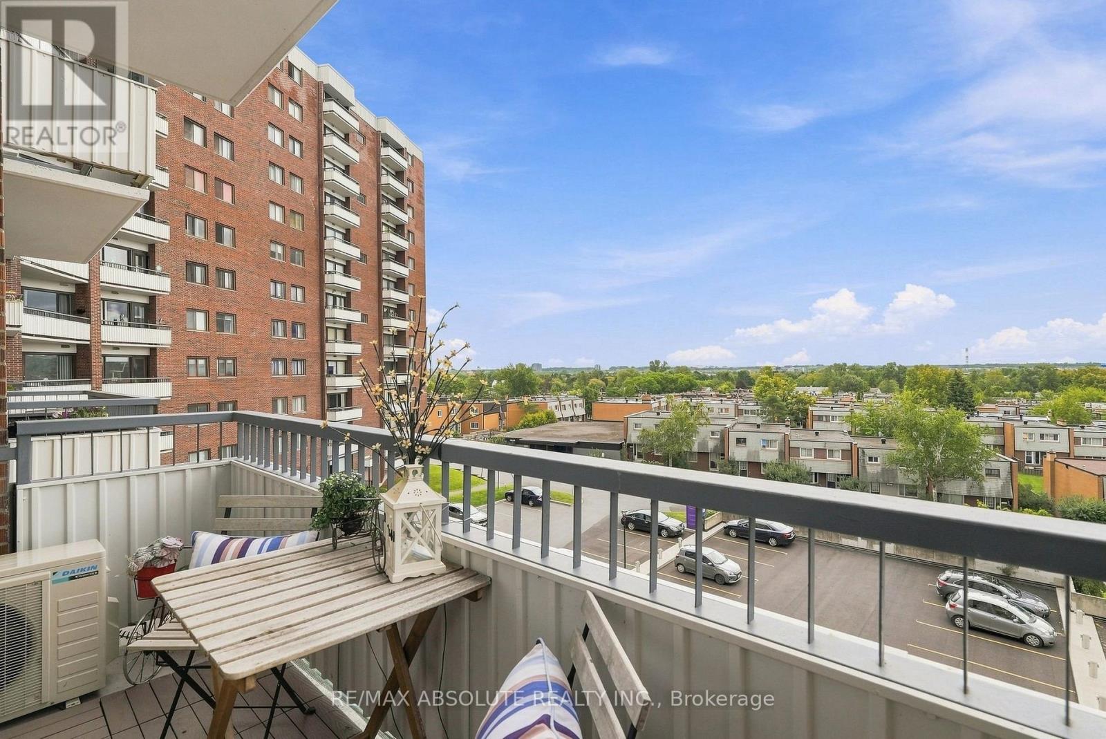 20 CHESTERTON DRIVE - Image 14
