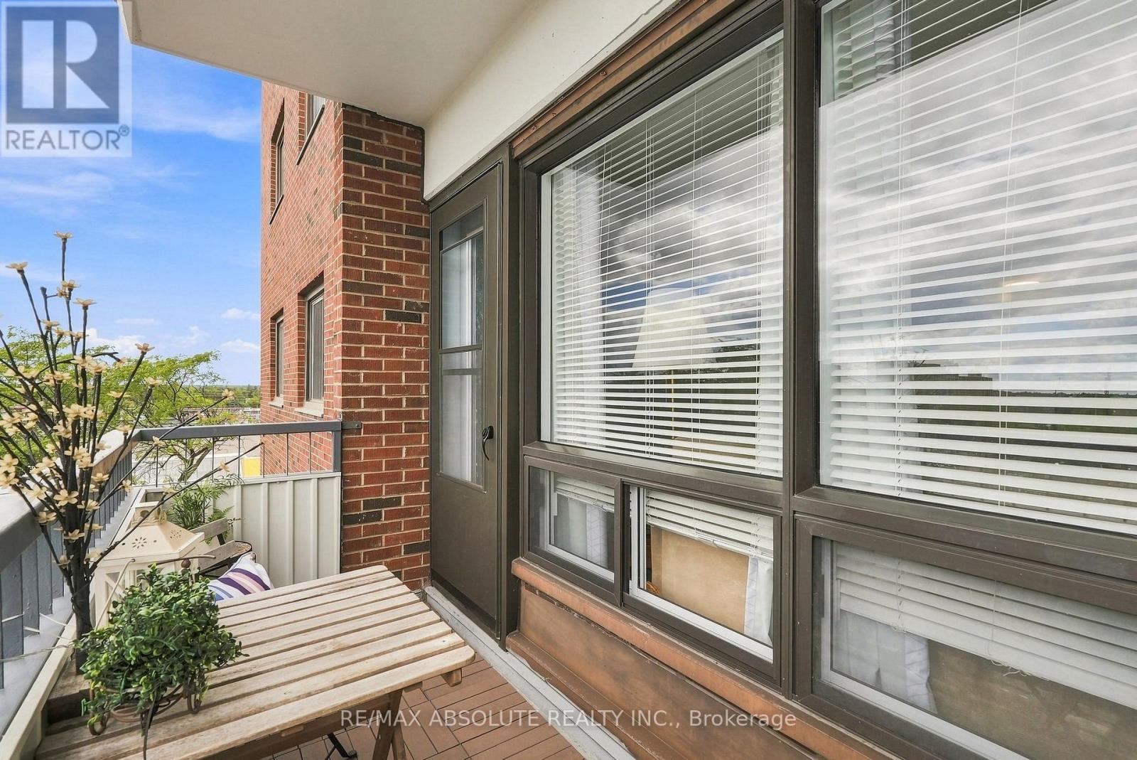 20 CHESTERTON DRIVE - Image 15