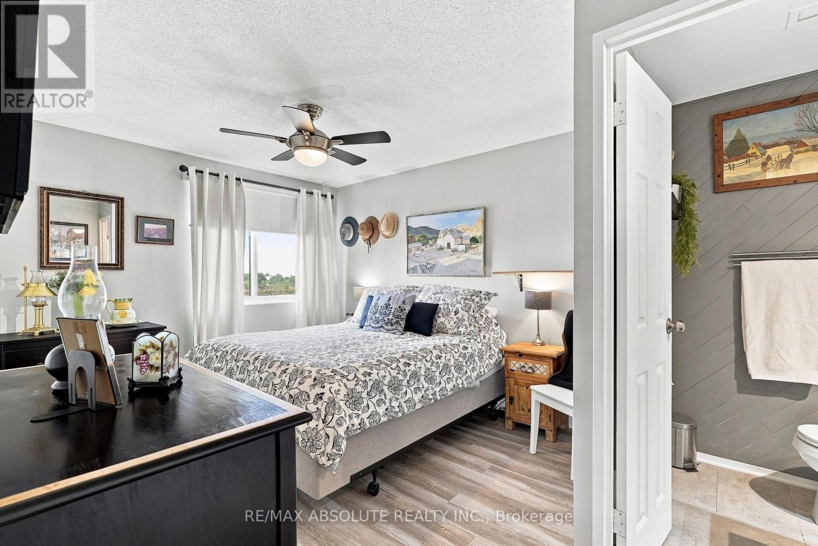 20 CHESTERTON DRIVE - Image 16