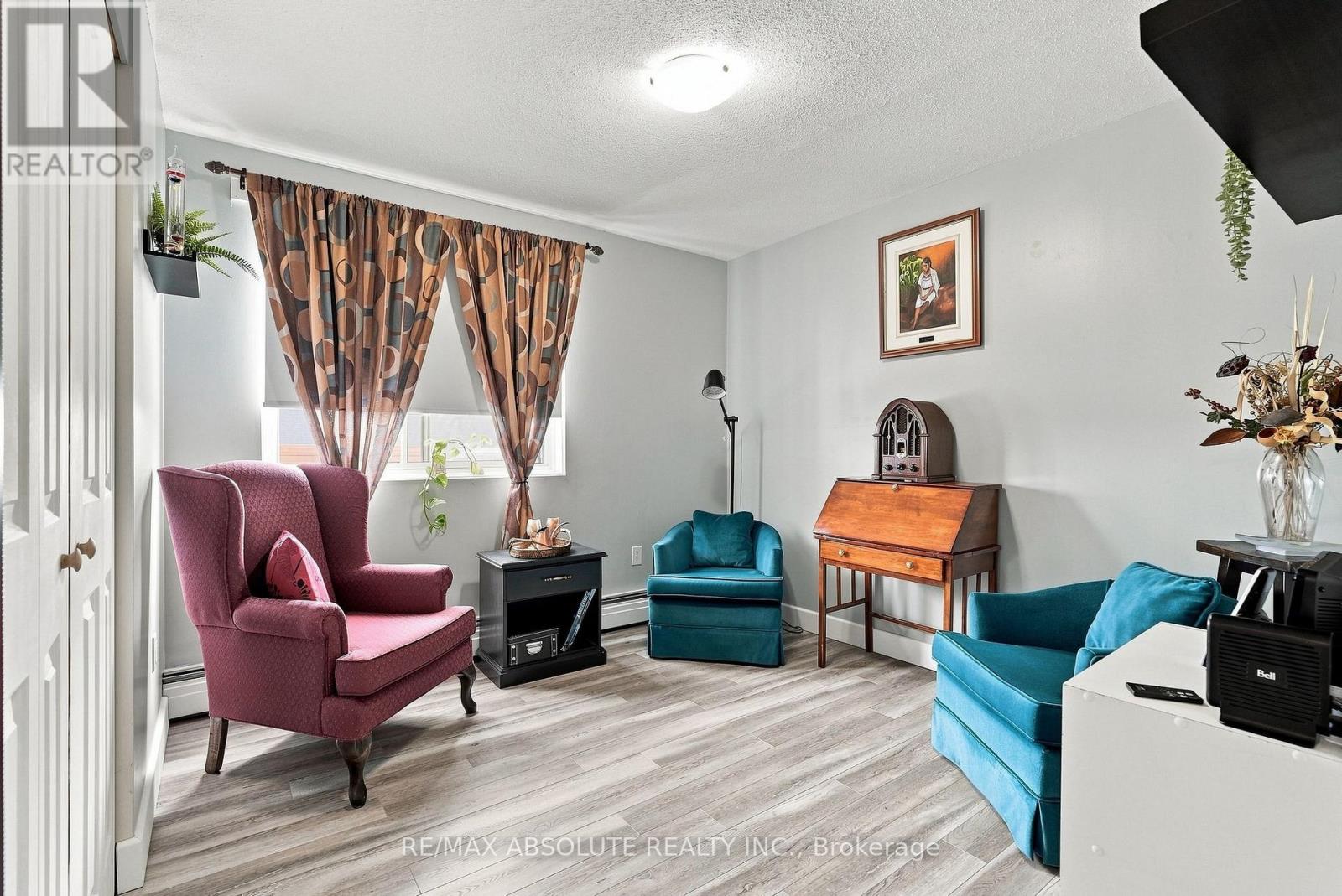 20 CHESTERTON DRIVE - Image 19