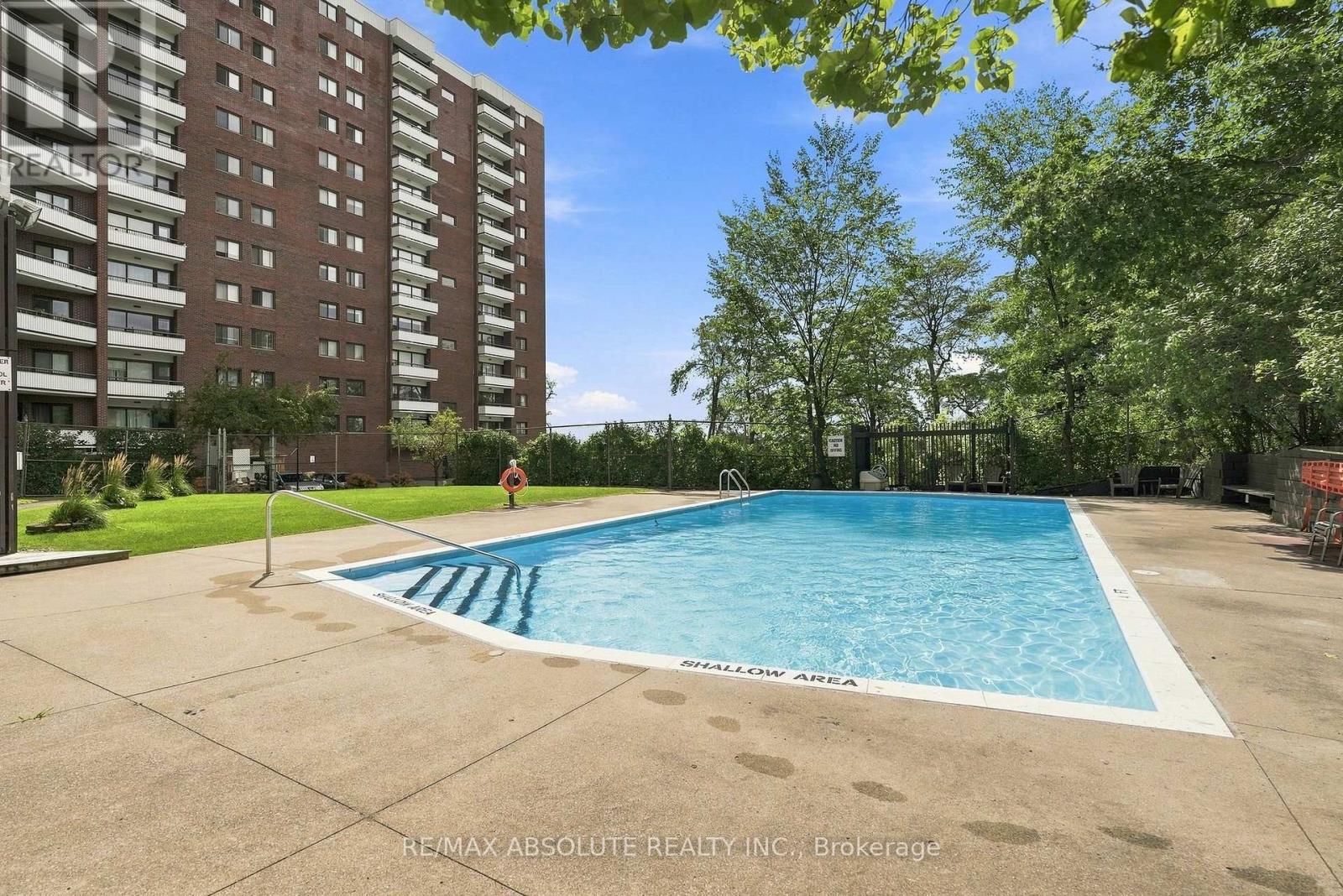 20 CHESTERTON DRIVE - Image 25