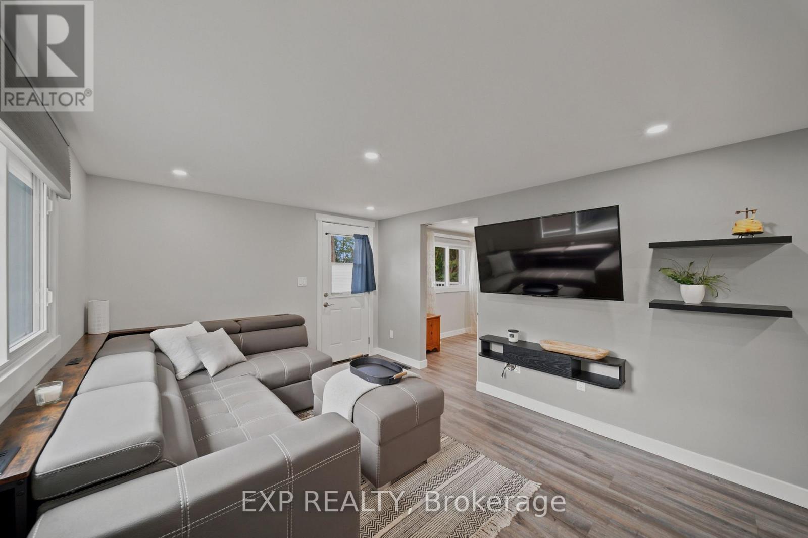 3460 ST JOSEPH BOULEVARD - Image 7