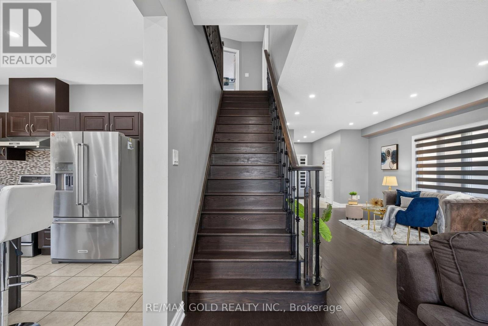 11 JONES STREET - Image 14