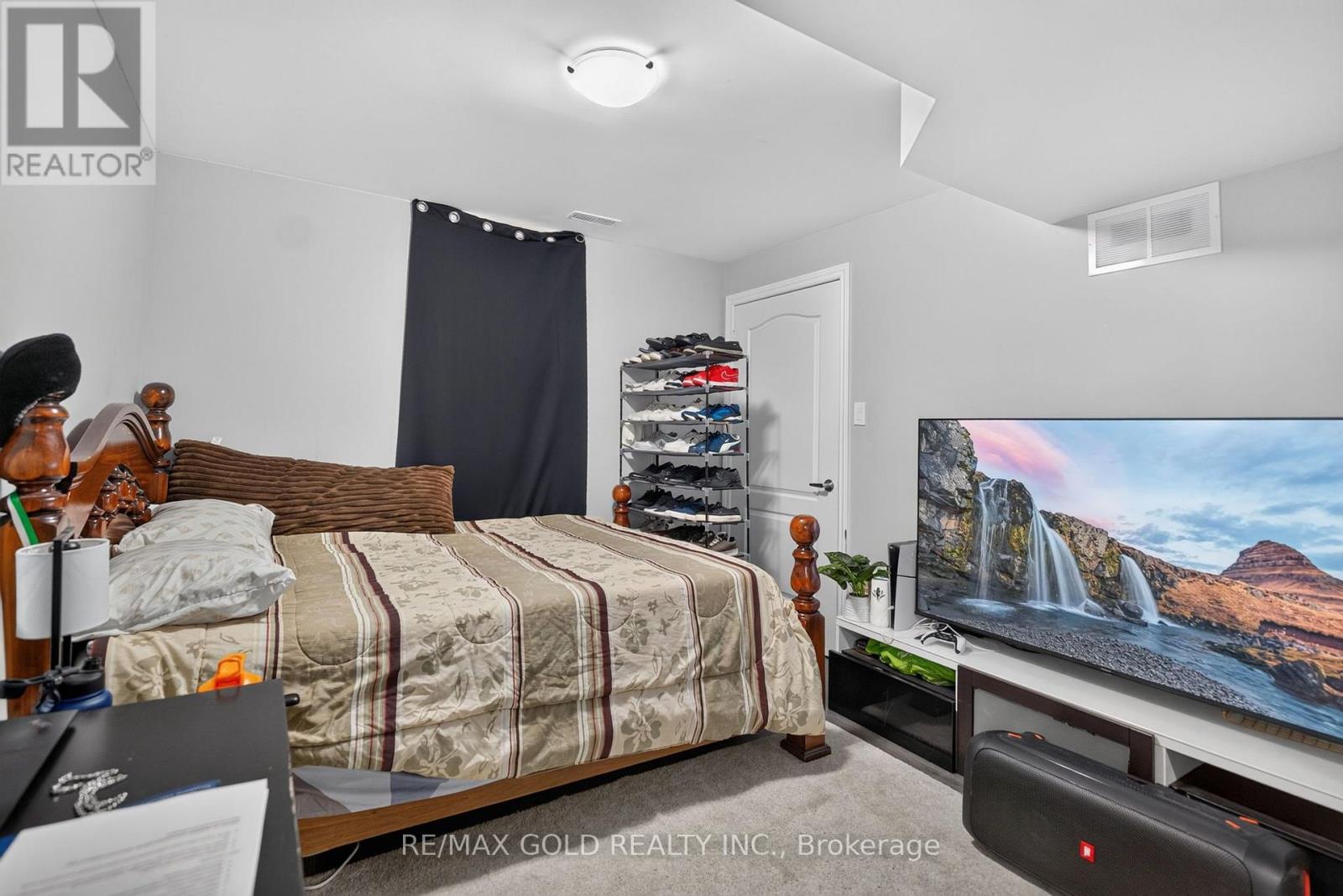 11 JONES STREET - Image 30