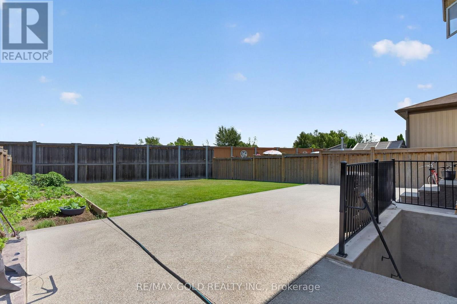 11 JONES STREET - Image 34