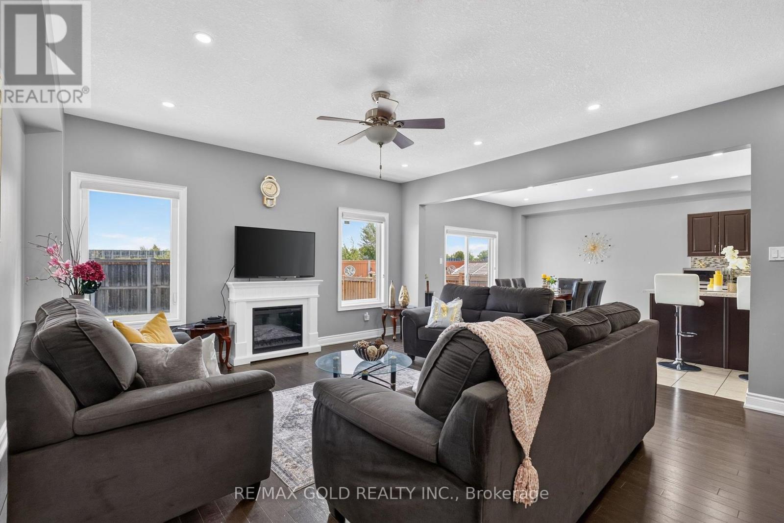 11 JONES STREET - Image 6