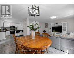 7 Penton Drive, Barrie, ON L4N7A3 Photo 14