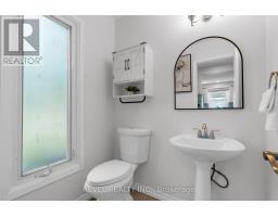 7 Penton Drive, Barrie, ON L4N7A3 Photo 15