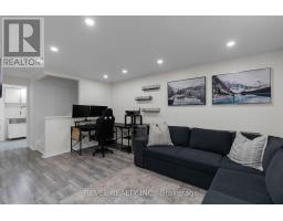 7 Penton Drive, Barrie, ON L4N7A3 Photo 25