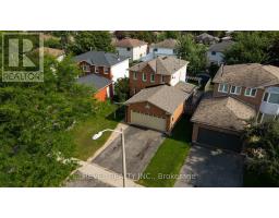7 Penton Drive, Barrie, ON L4N7A3 Photo 33