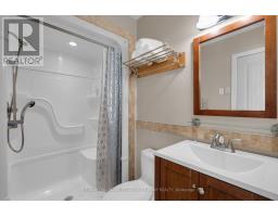 2889 Fairgrounds Road S, Clearview, ON L0M1G0 Photo 16