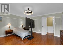 Bedroom 2 - 2889 Fairgrounds Road S, Clearview, ON L0M1G0 Photo 9