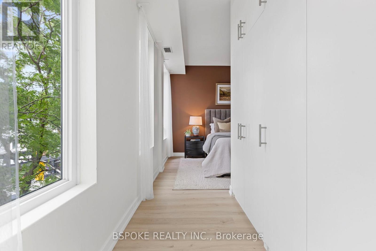 #303 1 ST JOHNS ROAD - 18