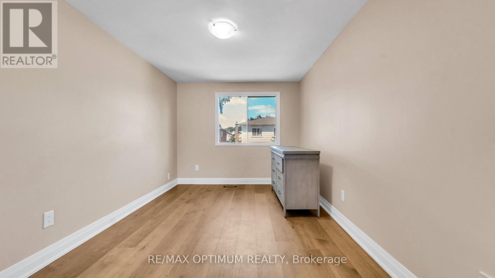 4 LAWNVIEW COURT - Image 24