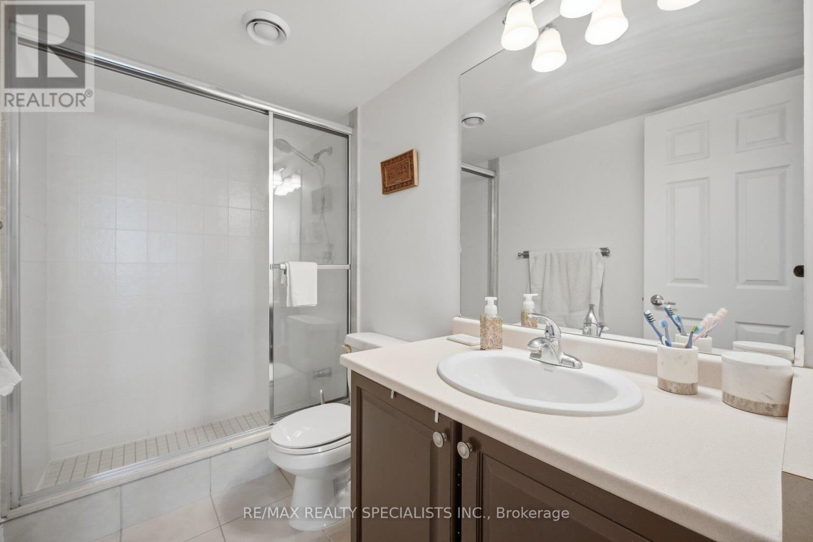 #707 335 RATHBURN ROAD W - Image 7