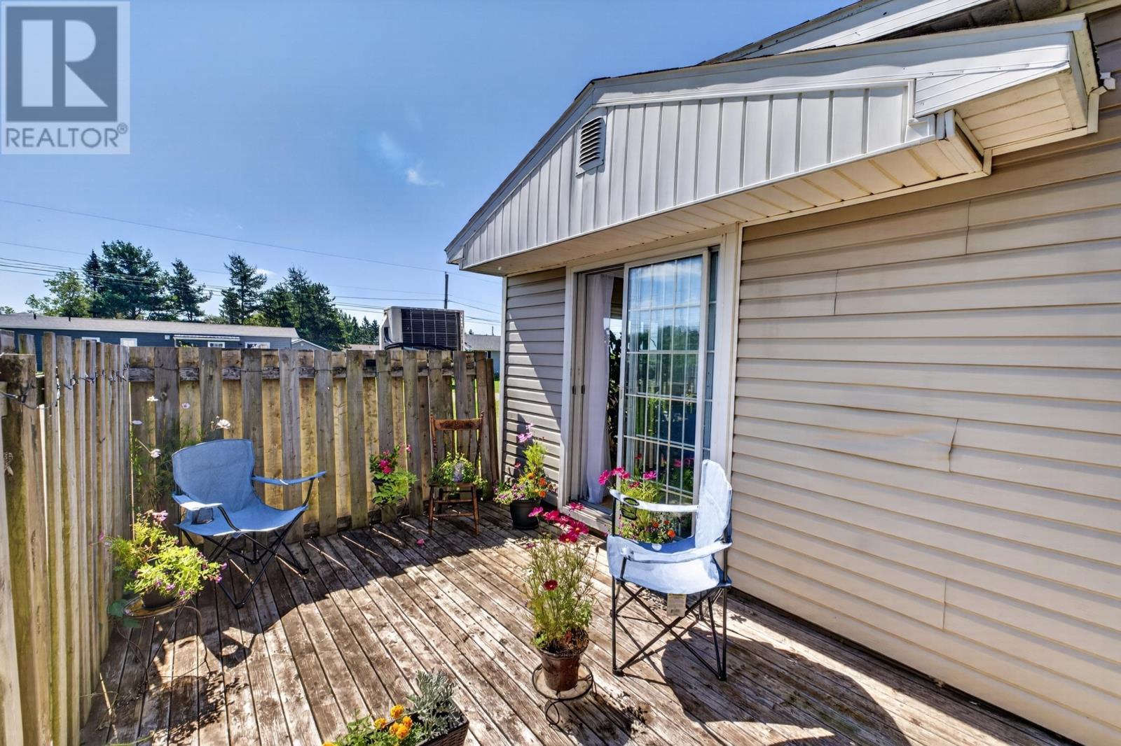 741 Starling Street - 12