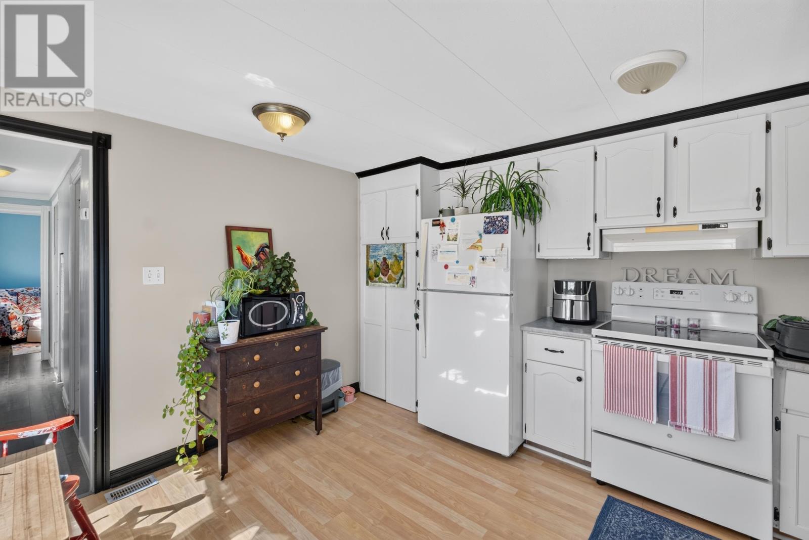 741 Starling Street - Image 16