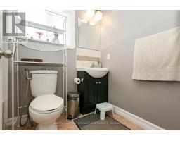 107 Glencliffe Court, Kitchener, ON N2B3X1 Photo 32