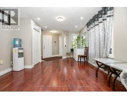 Family room - 107 Glencliffe Court, Kitchener, ON N2B3X1 Photo 7
