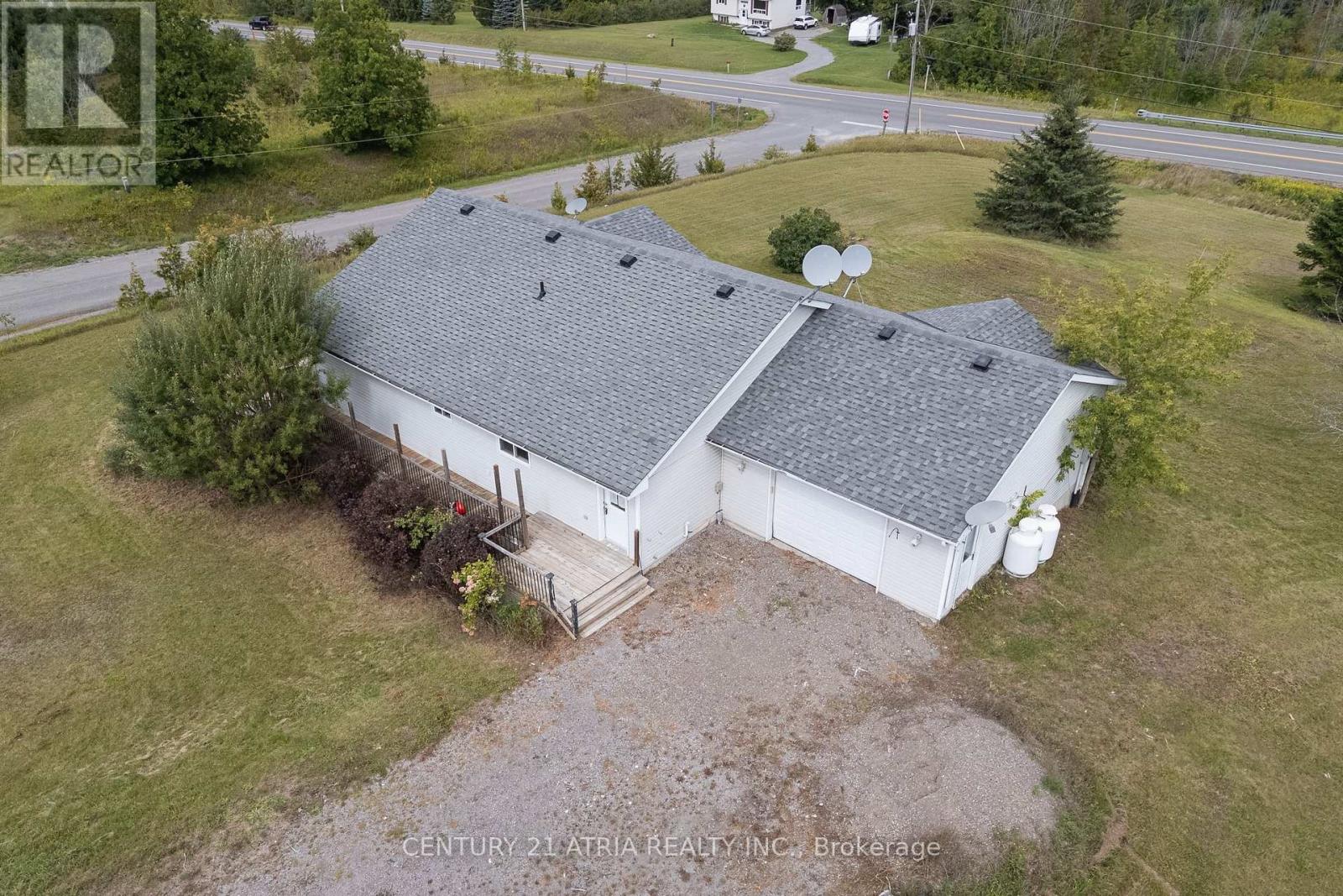 9 SUMMER LANE - Image 6
