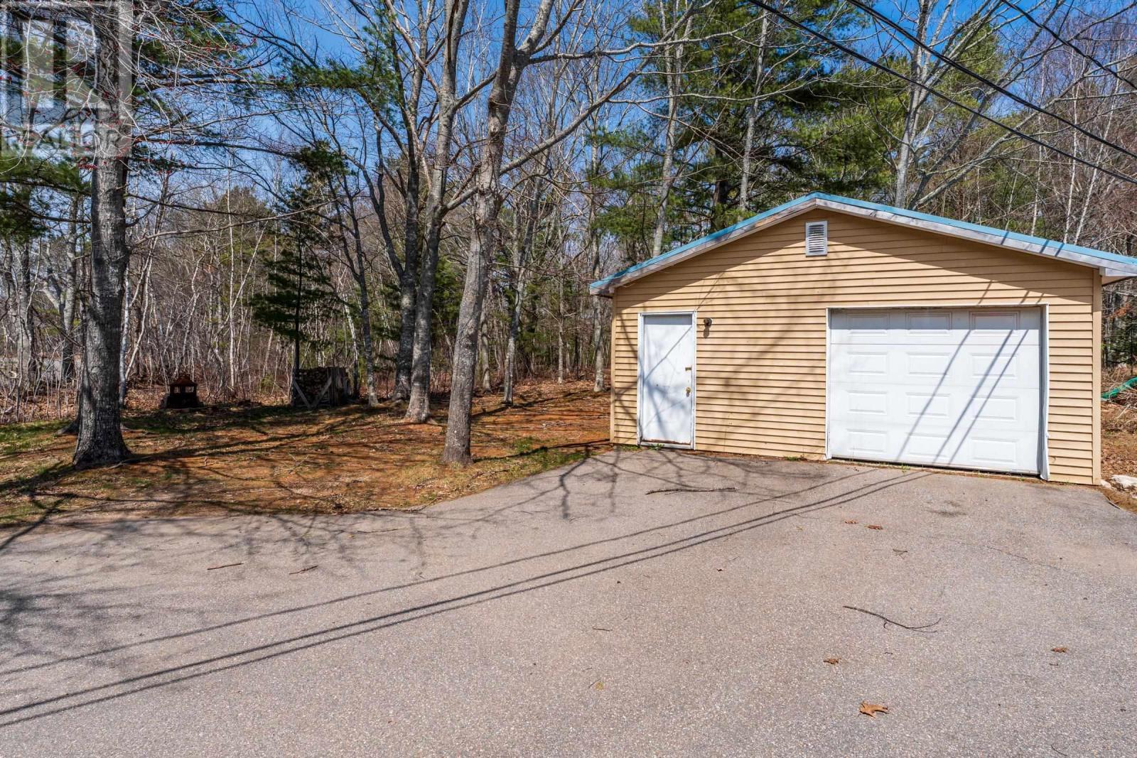 Property 29 of 41 of 1 Pinecrest Drive