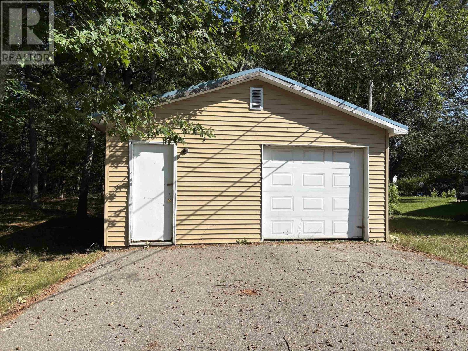 Property 3 of 41 of 1 Pinecrest Drive